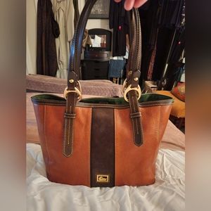 EUC DOONEY & BOURKE East West Skylar Tote $368